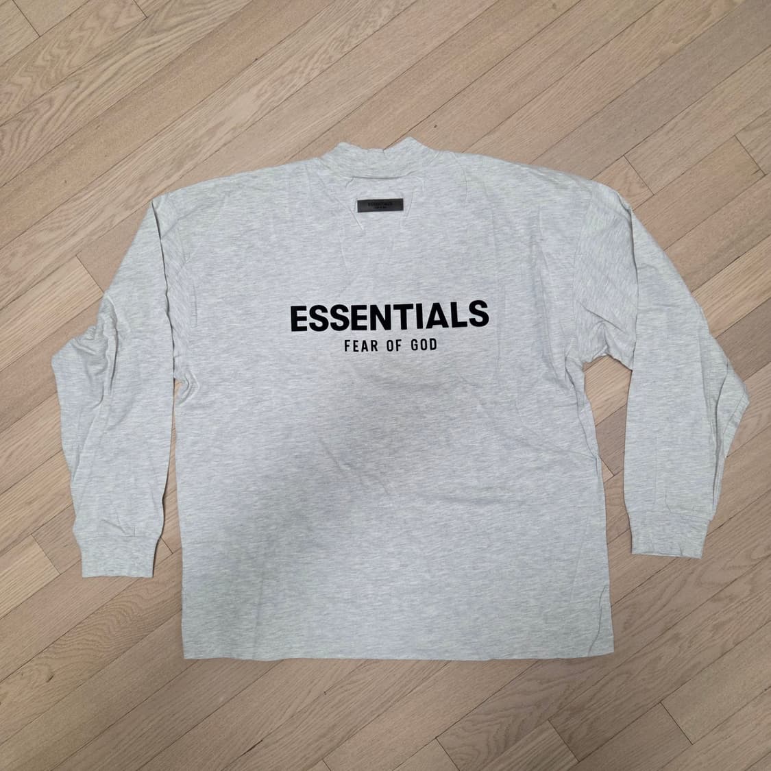 에센셜 더 코어 롱 슬리브 티셔츠 라이트오트밀 L 상품이미지2
