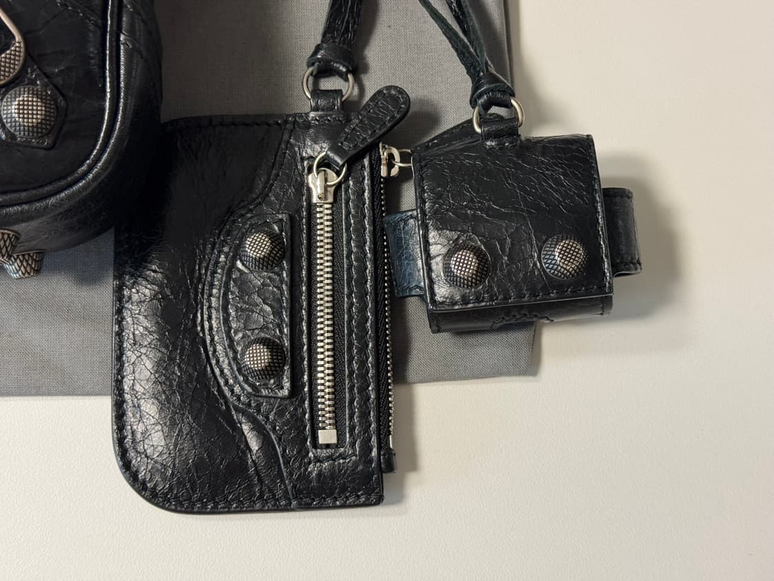 발렌시아가 르카골 남성 크로스백 상품이미지3