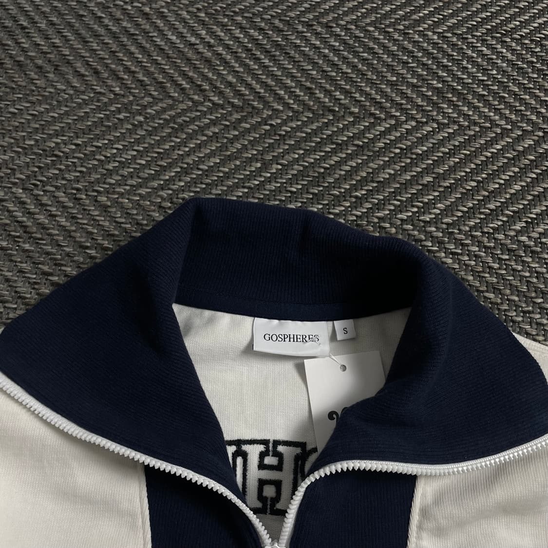 고스피어스 빅로고 우먼스 아노락 스웻 긴팔티 y 4255 상품이미지6