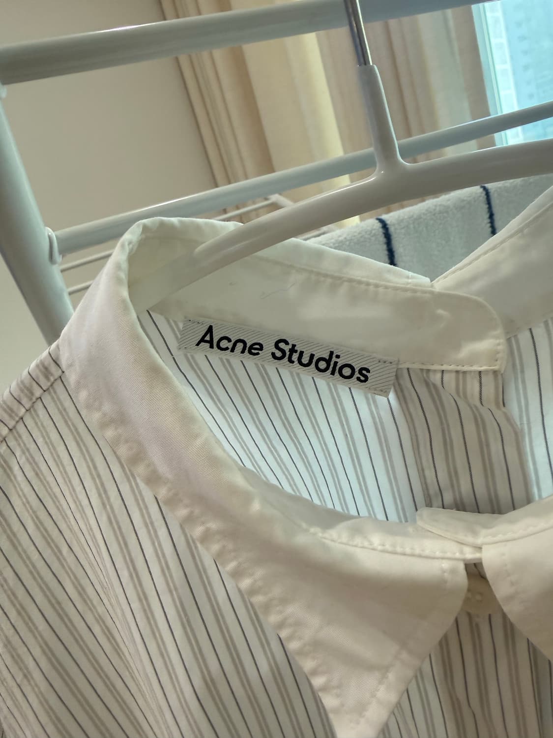 아크네 스튜디오 스트라이프 셔츠 상품이미지2