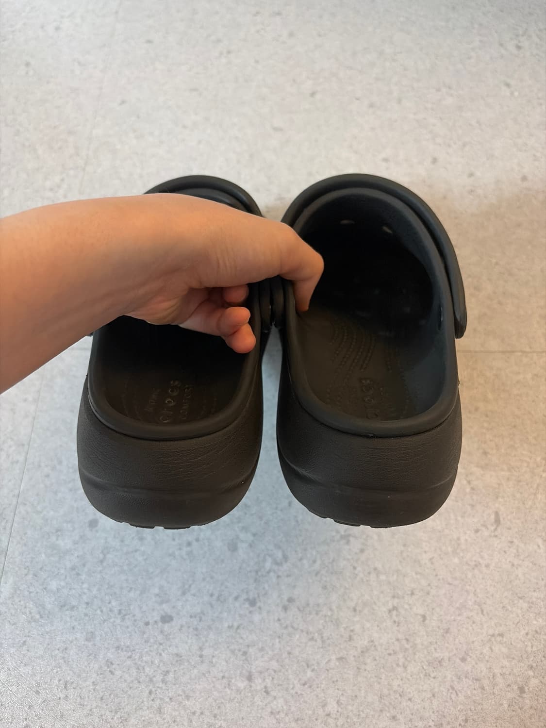 크록스 바야 플랫폼 클로그 240 w7 상품이미지5