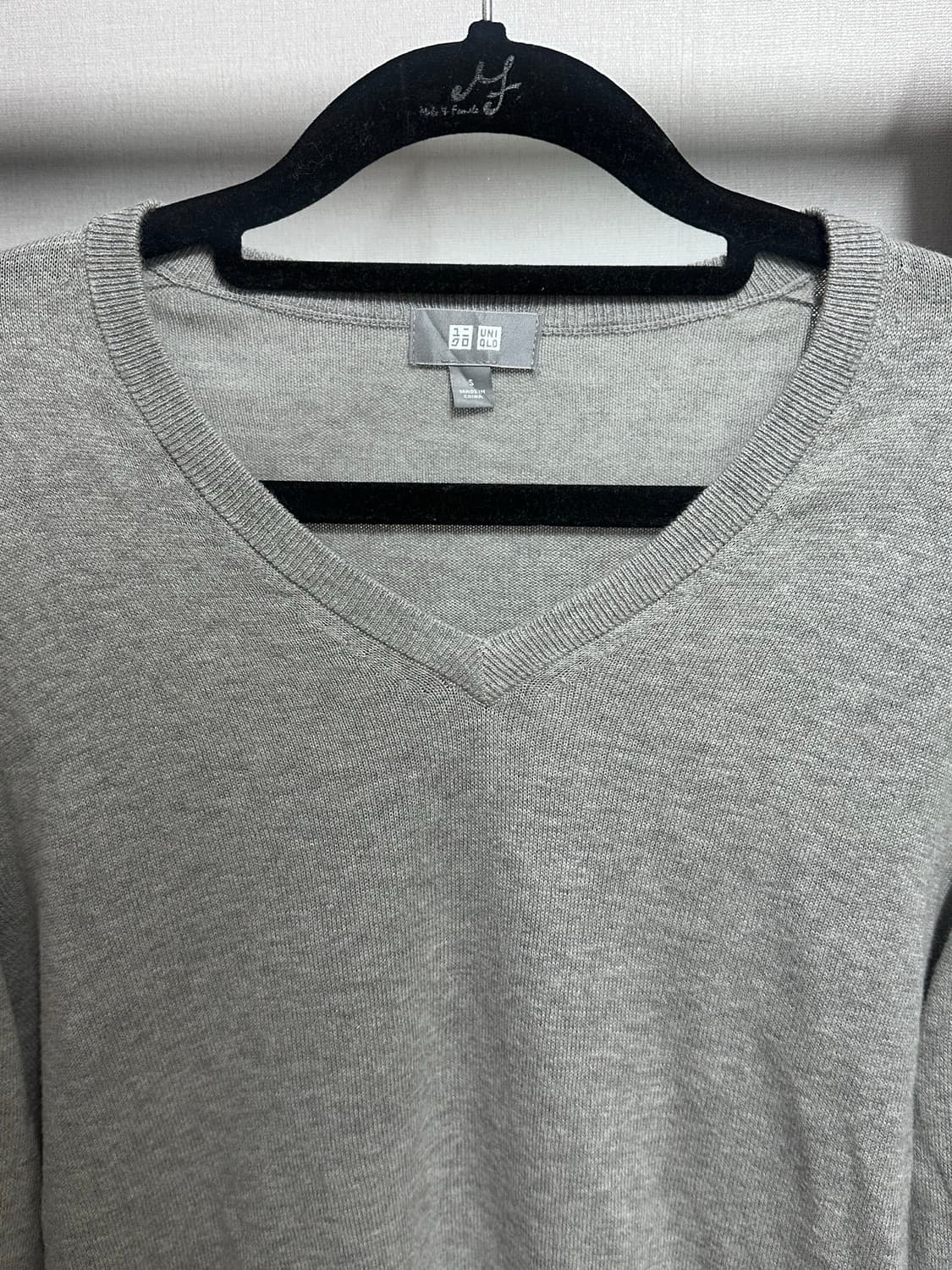 유니클로 캐시미어 코튼 브이넥 니트 상품이미지3