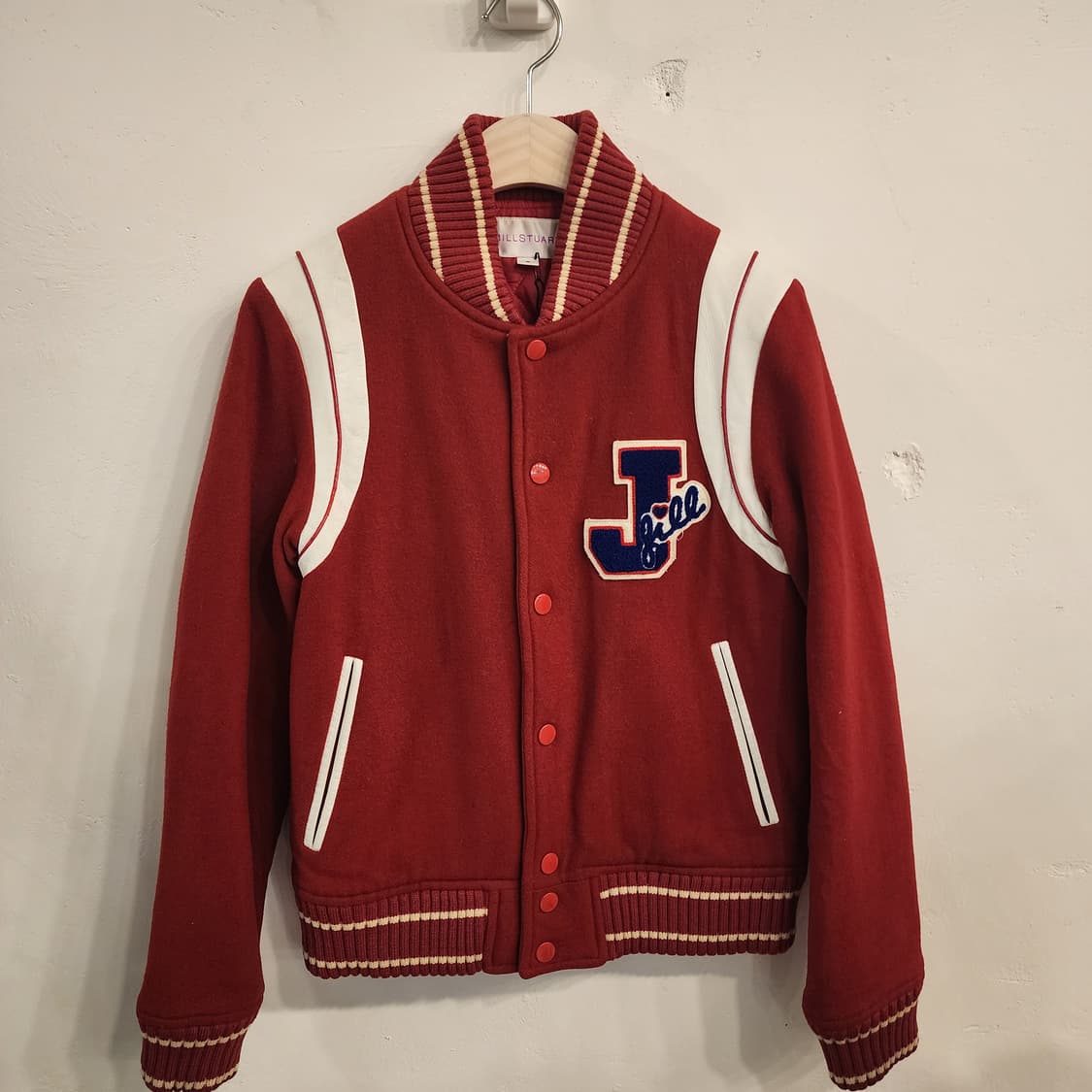 질스튜어트 바시티 일본판 상품이미지1