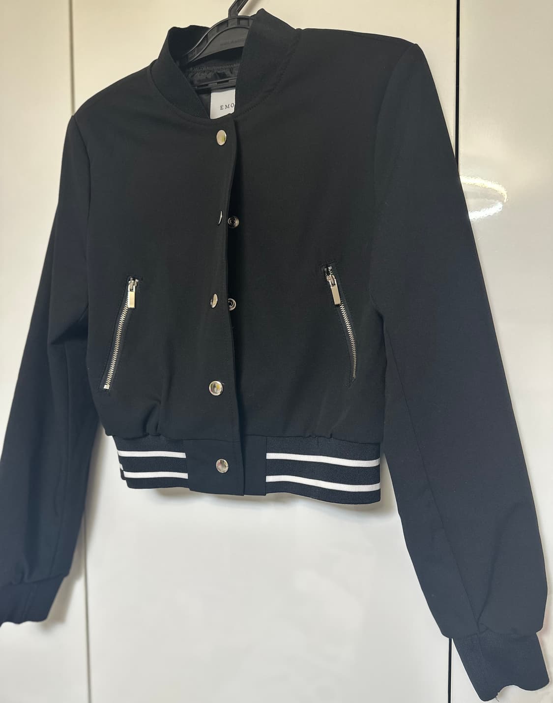 EMOTI 블랙 크롭 야구 점퍼 스커트바지세트 상품이미지3