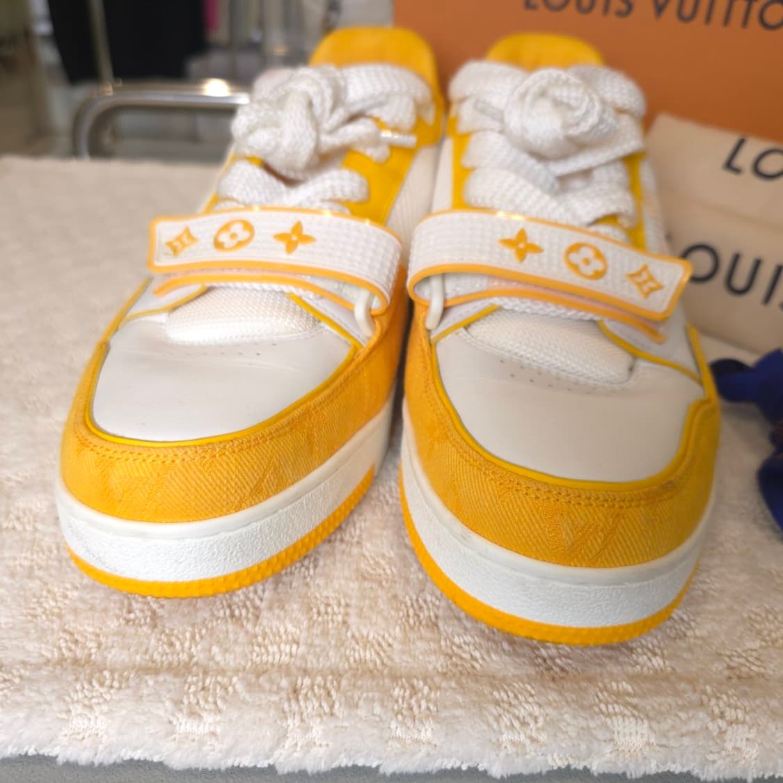 [중고/정품] 루이비통 벨크로 스트렙 LV 트레이너 스니커즈 상품이미지2