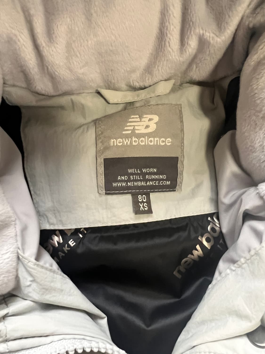 뉴발란스 숏패딩  상품이미지3