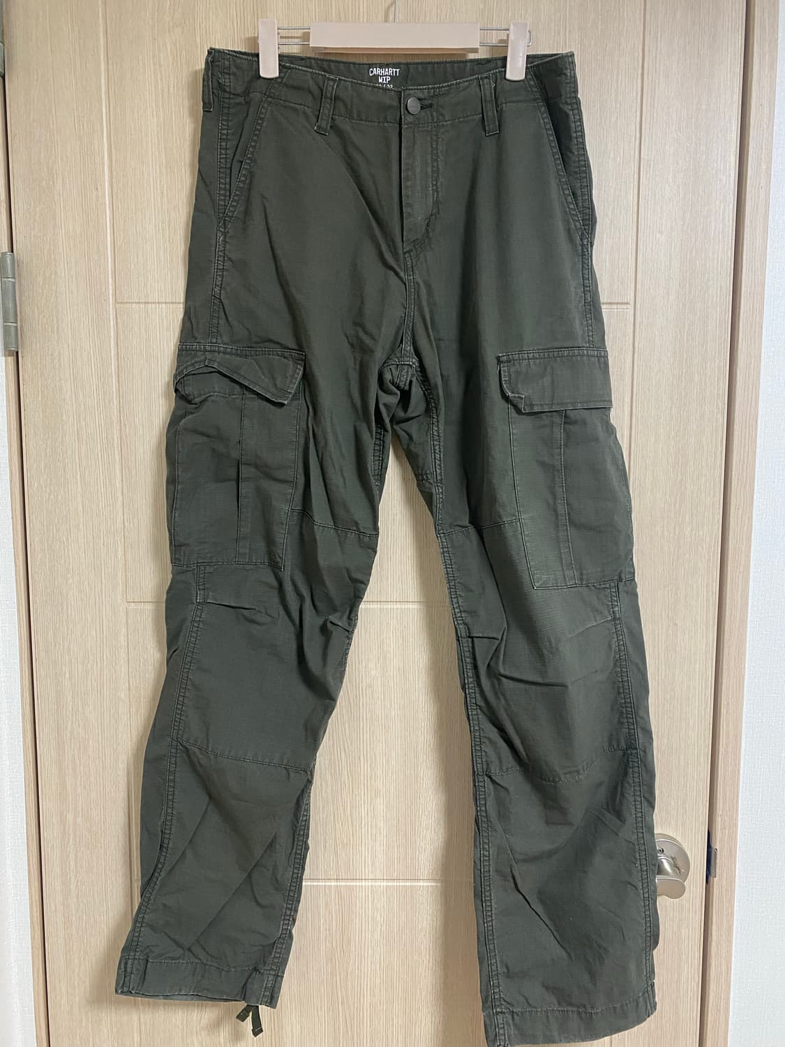 칼하트 Wip 레귤러 카고 팬츠 카키 31/32 상품이미지1