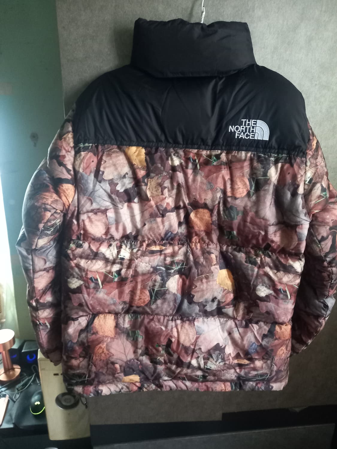 슈프림노스페이스 눕시패딩 M 상품이미지2