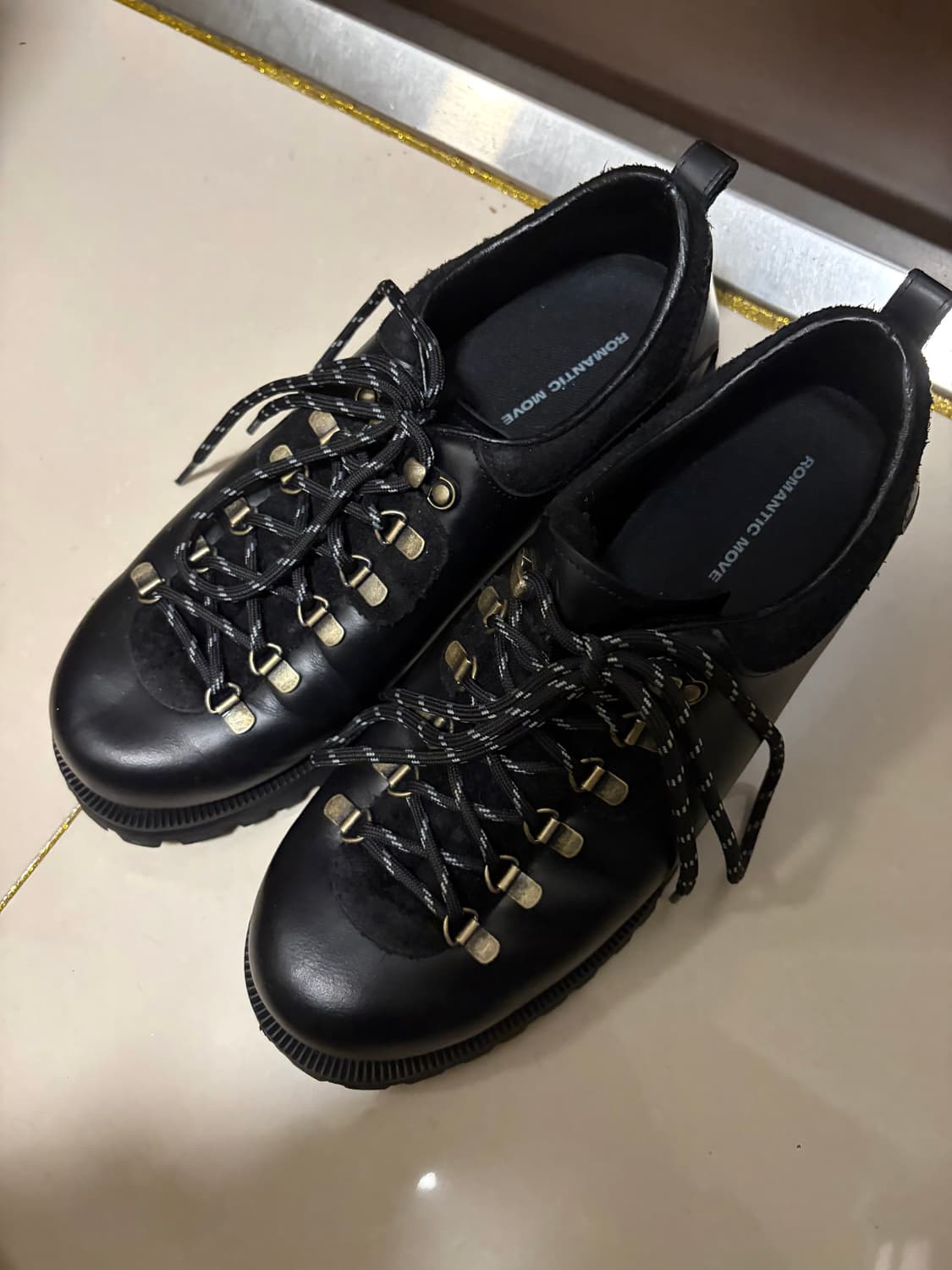 로맨틱무브 마운틴슈즈 오일블랙 260 상품이미지1