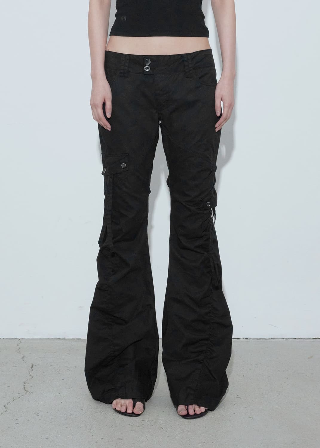 보헤미안서울 WASHED SHIRRING CARGO PANTS BLACK 상품이미지1