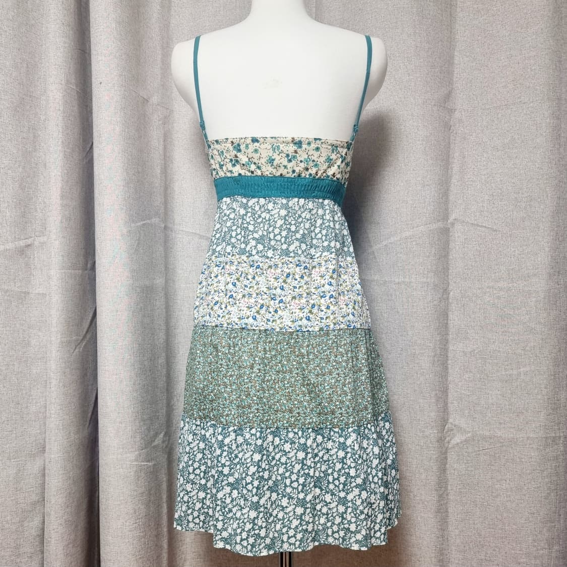 t.view Lulumari 휴양지룩 테슬 코튼 원피스 (66/표기L) 상품이미지3