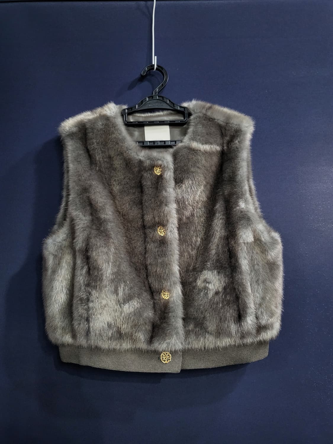 셀렙샵 페이크퍼 베스트 상품이미지1