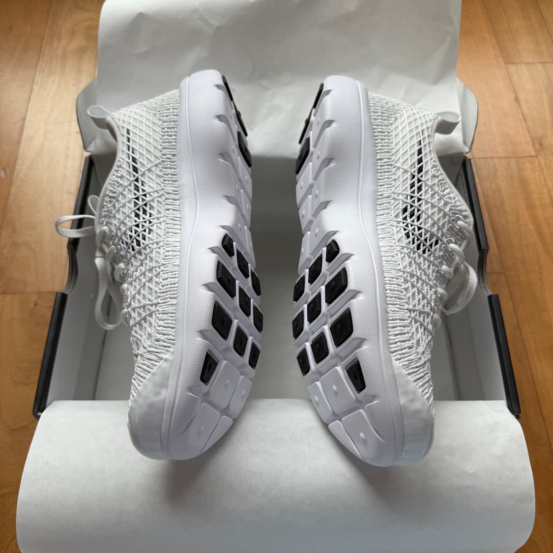 275 나이키 x 꼼데가르송 옴므 플러스 리주버네이트 화이트 상품이미지3