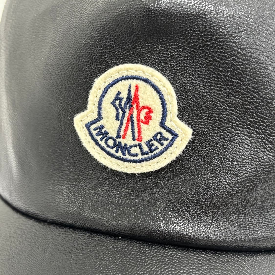 [OS]몽클레어 레더 볼캡 상품이미지2