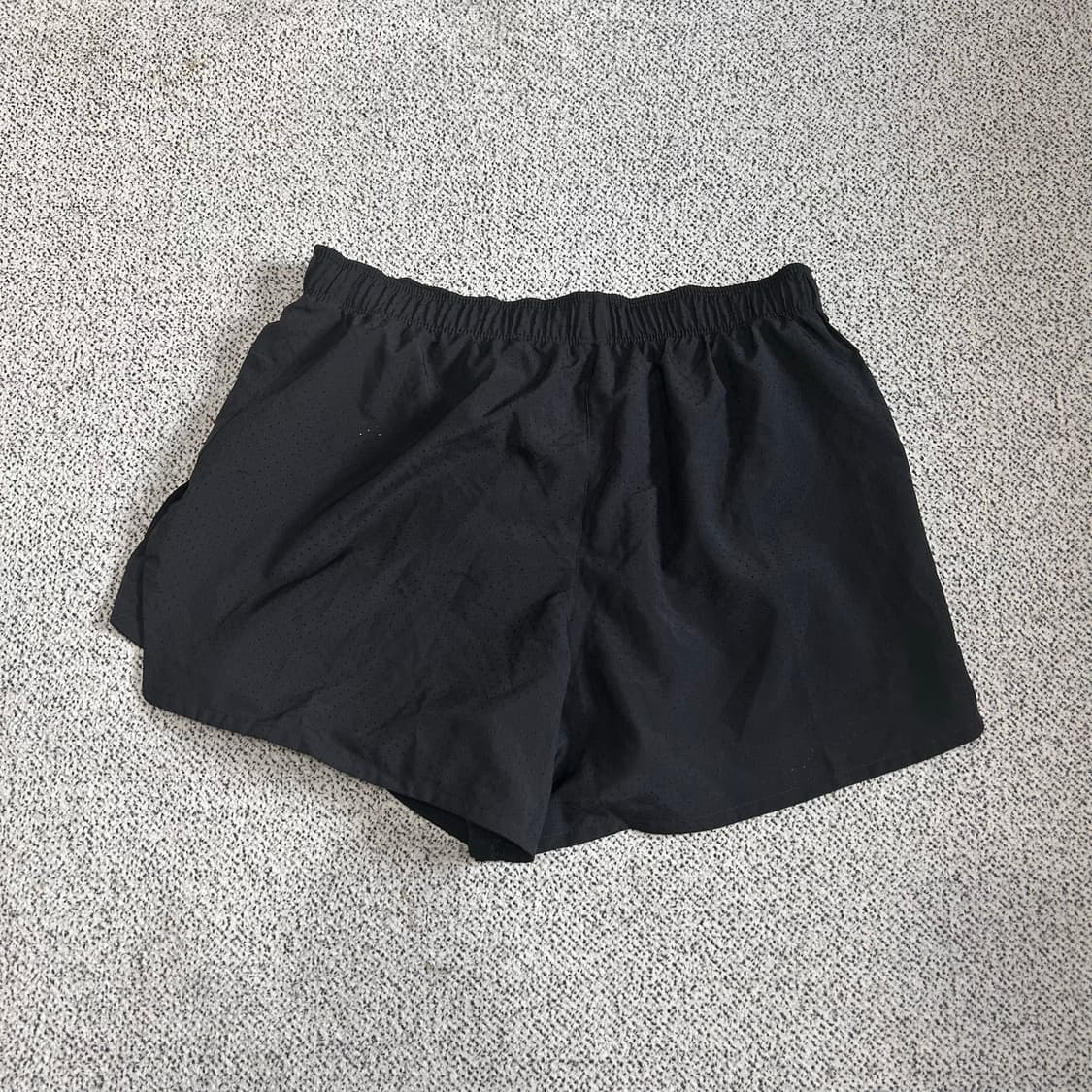 나이키 러닝쇼츠 상품이미지2