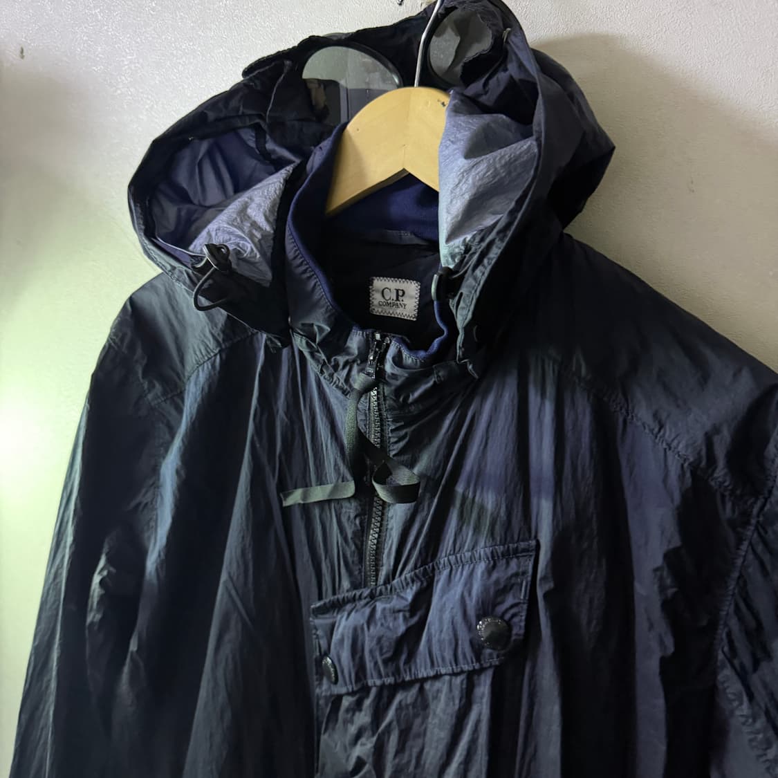 C.P 컴퍼니 고글가먼트다닝 수류탄 포켓 고글 바람막이 48(100) 상품이미지1