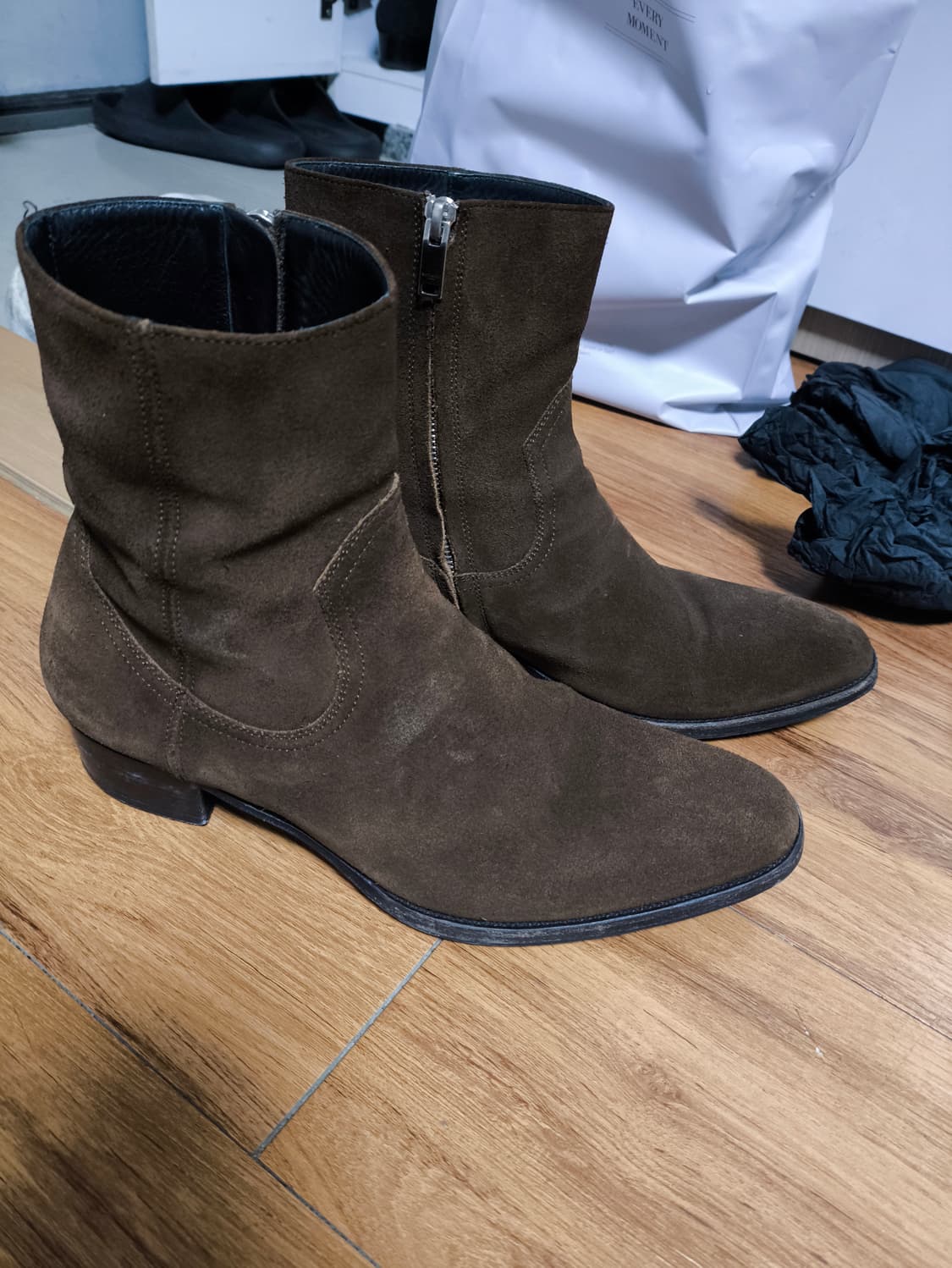 생로랑 스웨이드 부츠 다크브라운 42.5사이즈 생로랑부츠 상품이미지2