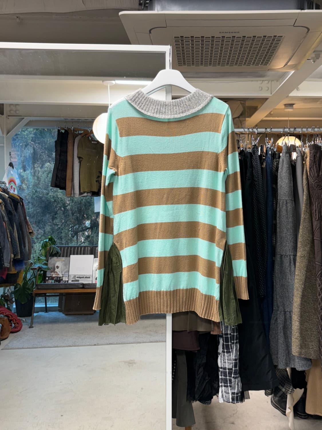 스나오 쿠와하라 스트라이프 니트 상품이미지2