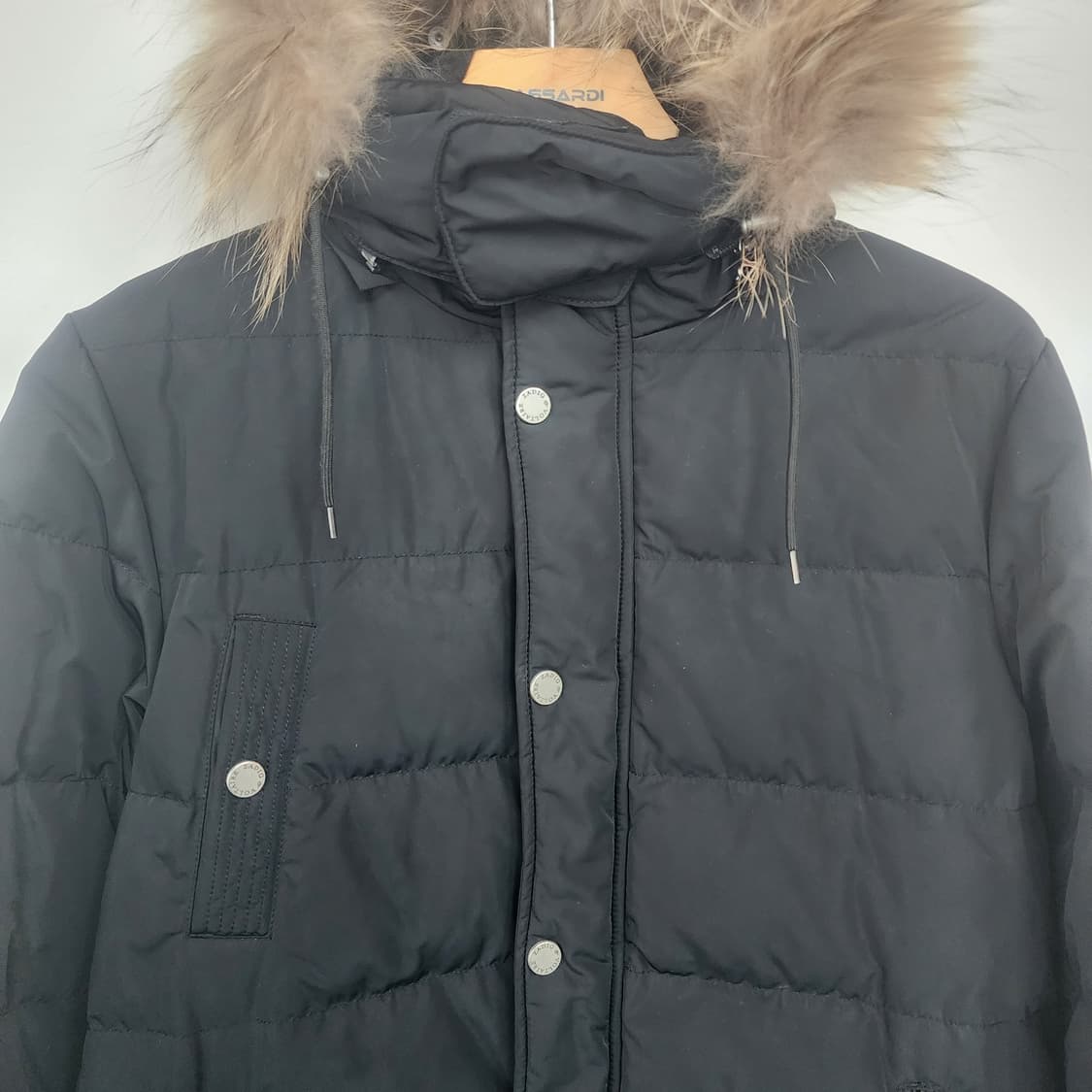 쟈딕앤볼테르 블랙 퍼 후드 패딩 점퍼 상품이미지2