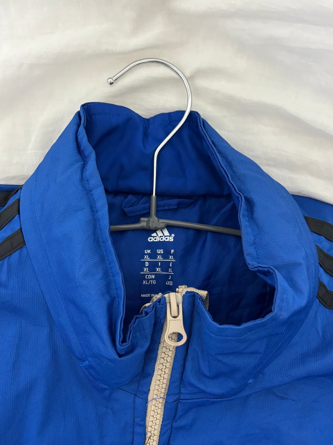 아디다스 크롭 바람막이 상품이미지3