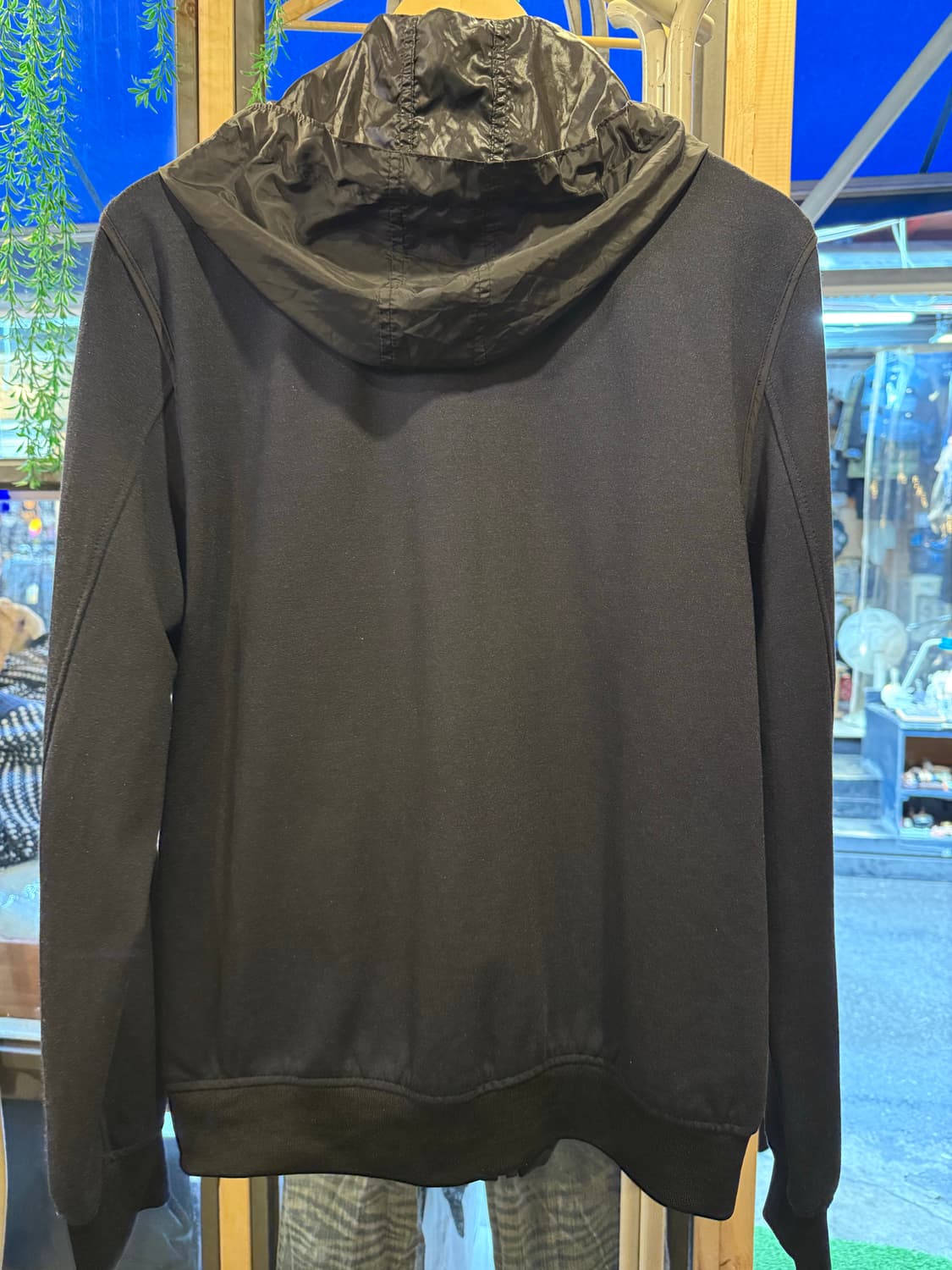 ZARA MAN 블랙 후드집업 상품이미지3