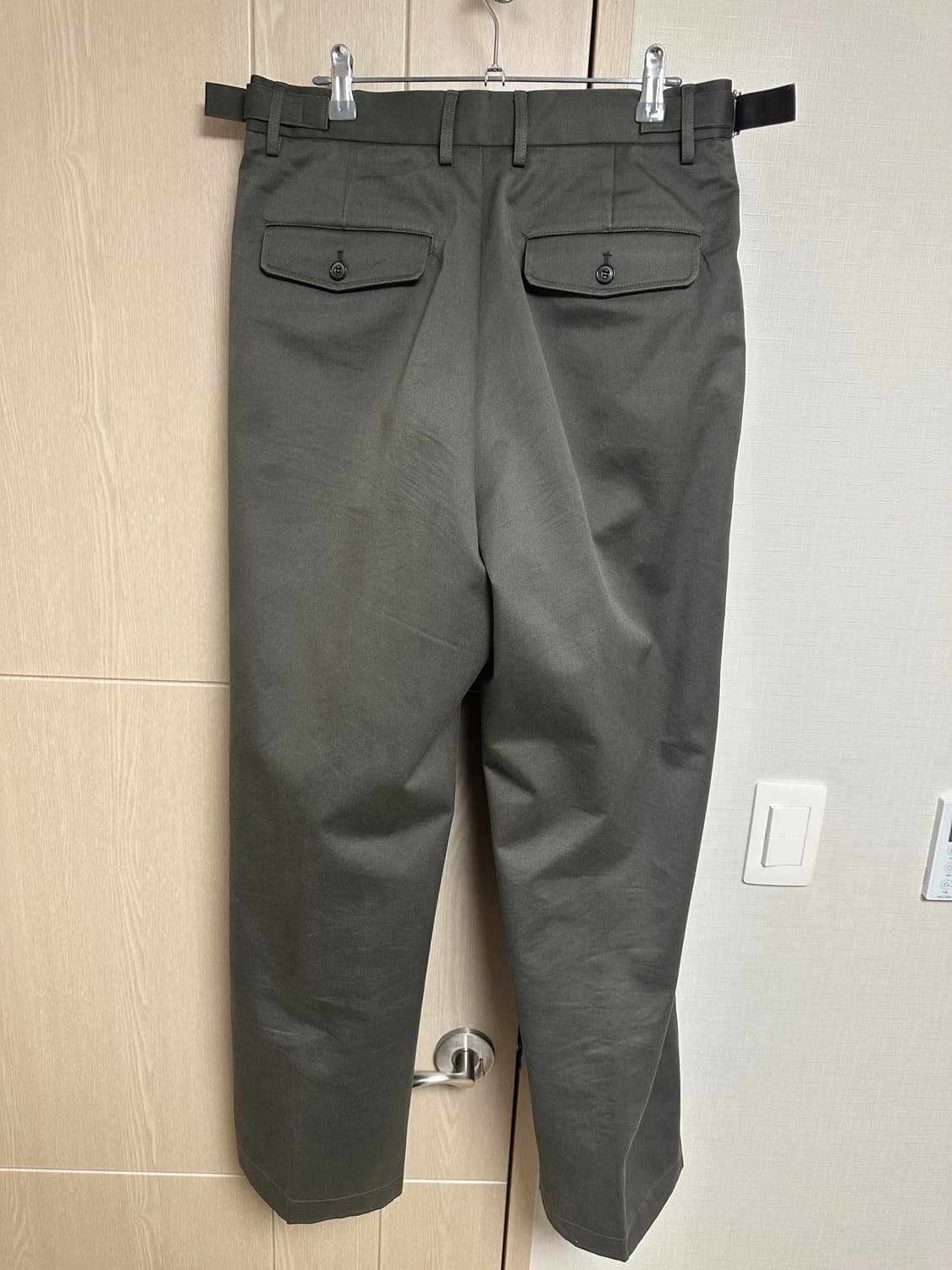 INVERTED PLEATS CHINO PANTS (KHAKI) 상품이미지3