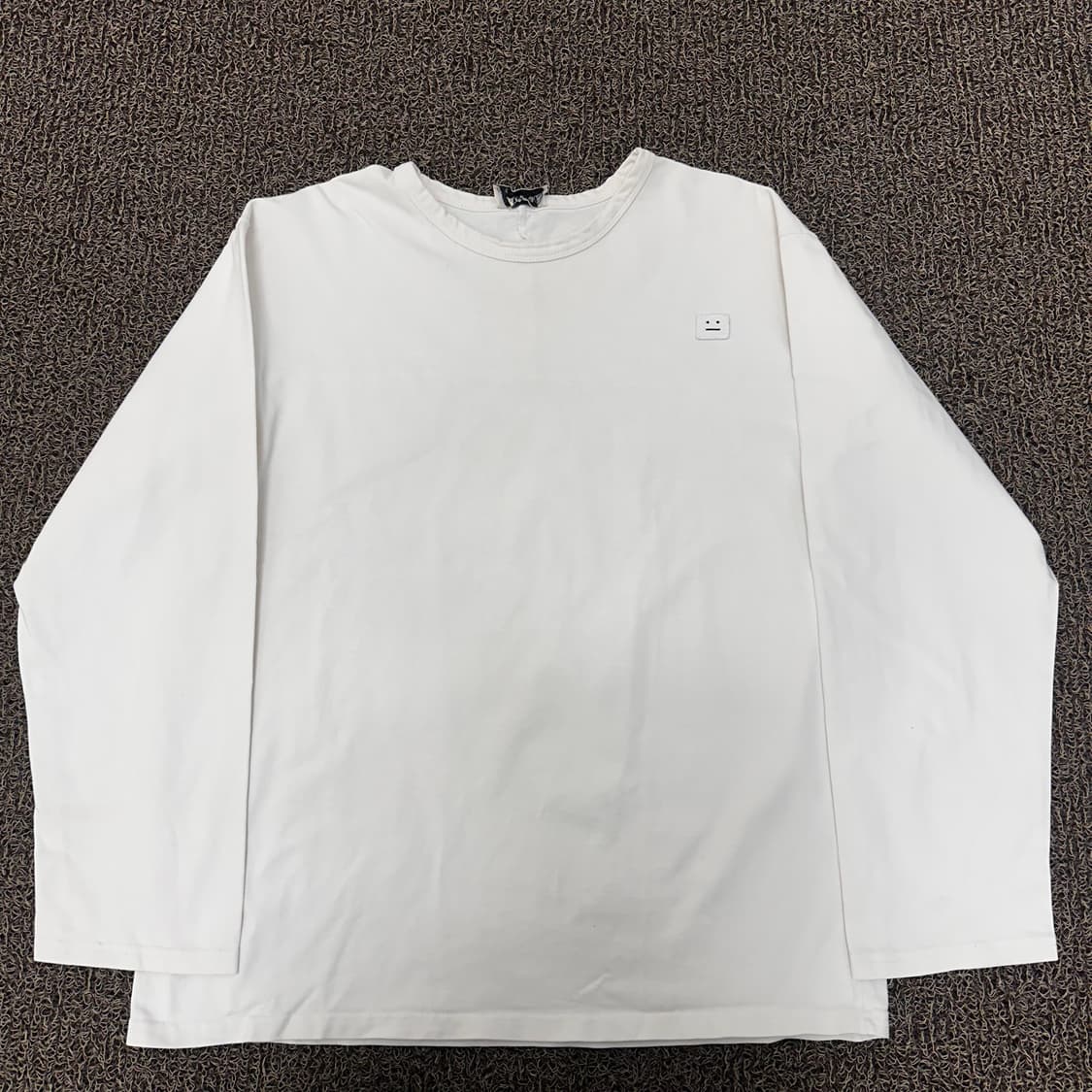 Acne Studio 아크네 스튜디오 긴팔티셔츠 맨투맨 화이트  상품이미지1