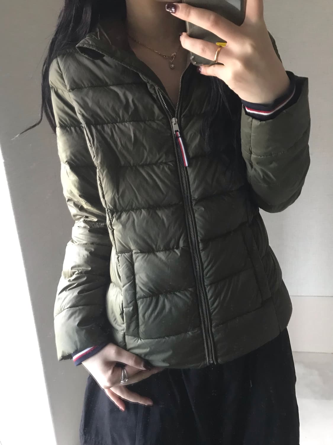 타미힐피거 카키 패딩 상품이미지4