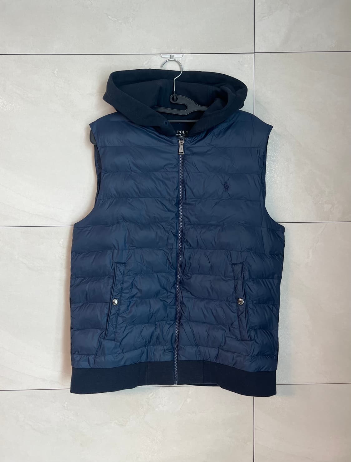 폴로 랄프로렌 후드 경량 패딩 조끼 네이비 [M] 상품이미지1