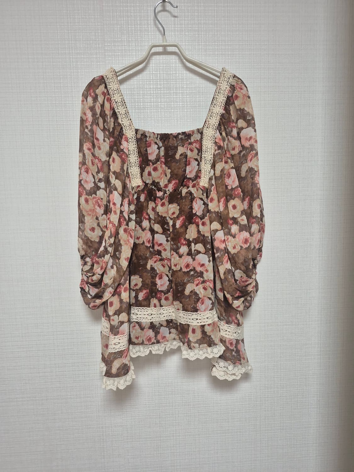 리즈리사 브라운 앤틱꽃무늬 쉬폰 튜닉  상품이미지5