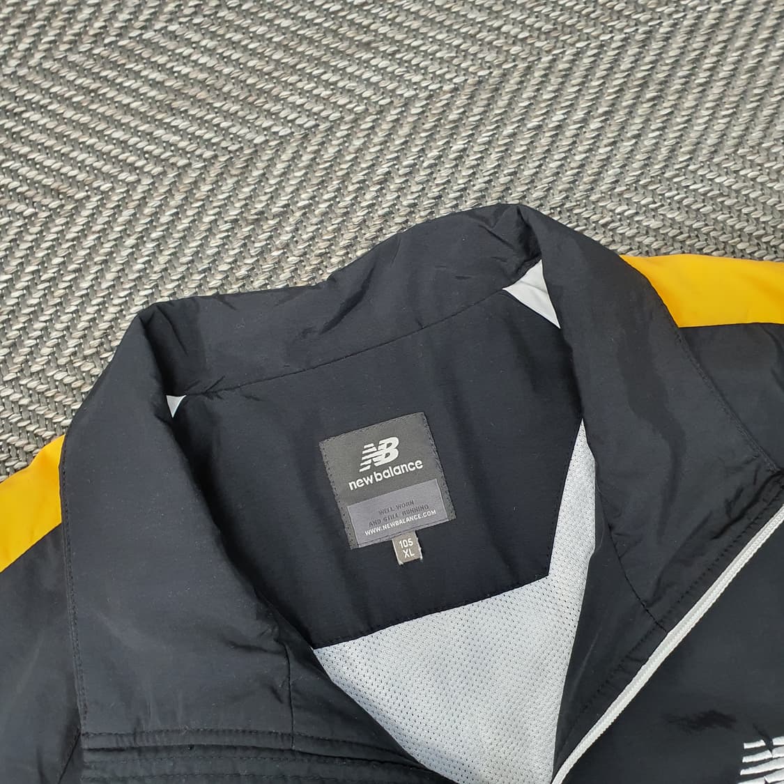 뉴발란스 오버핏 바람막이 자켓 남자105 상품이미지2