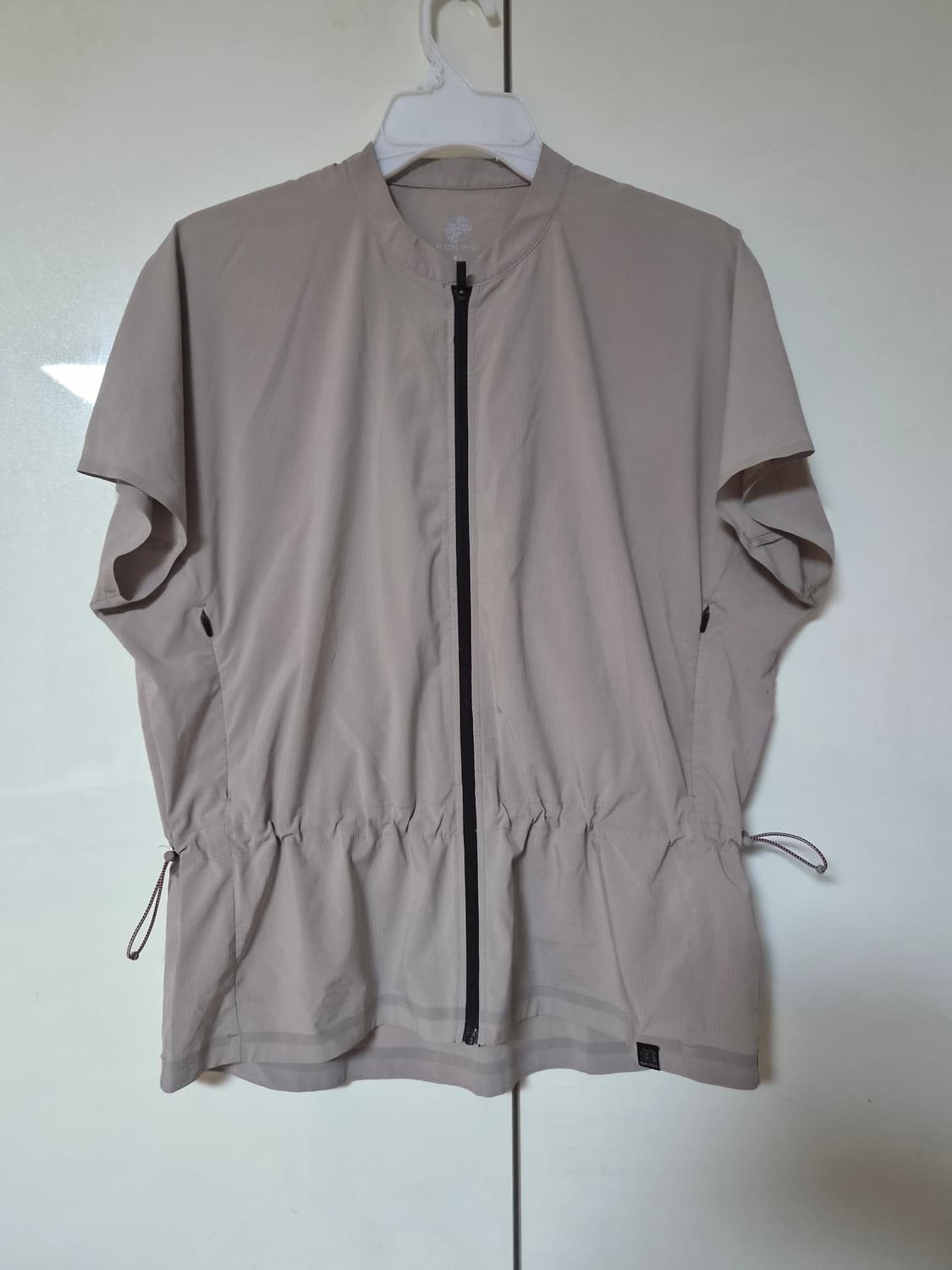 코오롱스포츠 여성 반팔 집업/사이즈95 상품이미지1