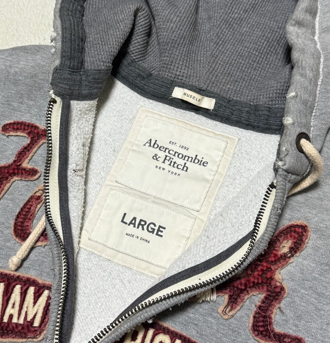 아베크롬비 그레이 버건디 후드집업 상품이미지5