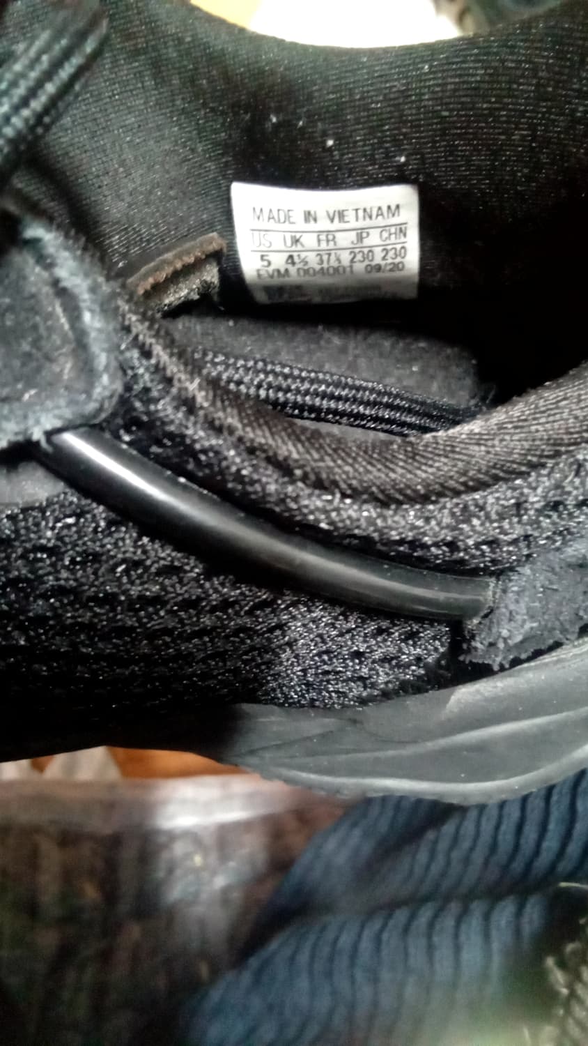 아디다스 옺,위고 트리플블랙 런닝 트래킹화 상품이미지7