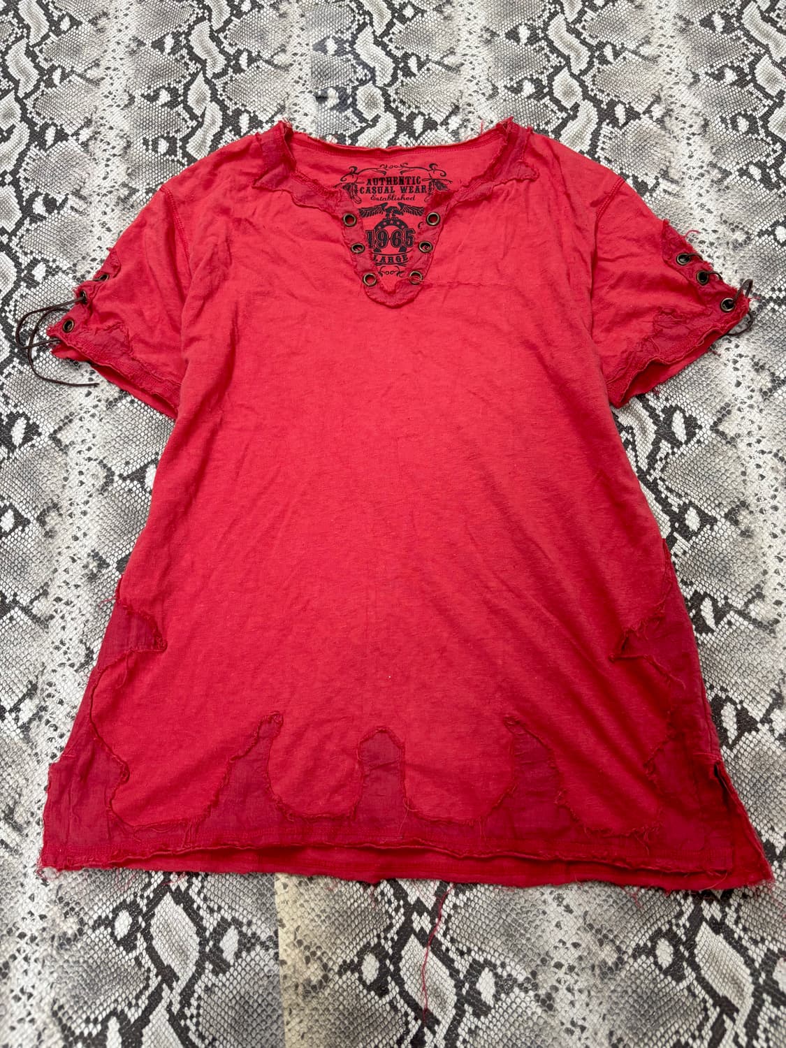 “Authentic” 00’s Design Side Eyelet Tee 상품이미지2