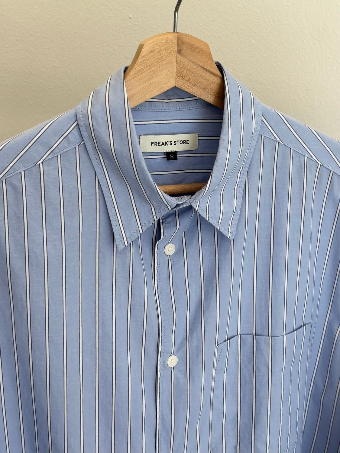 프릭스스토어 스트라이프 셔츠  상품이미지2
