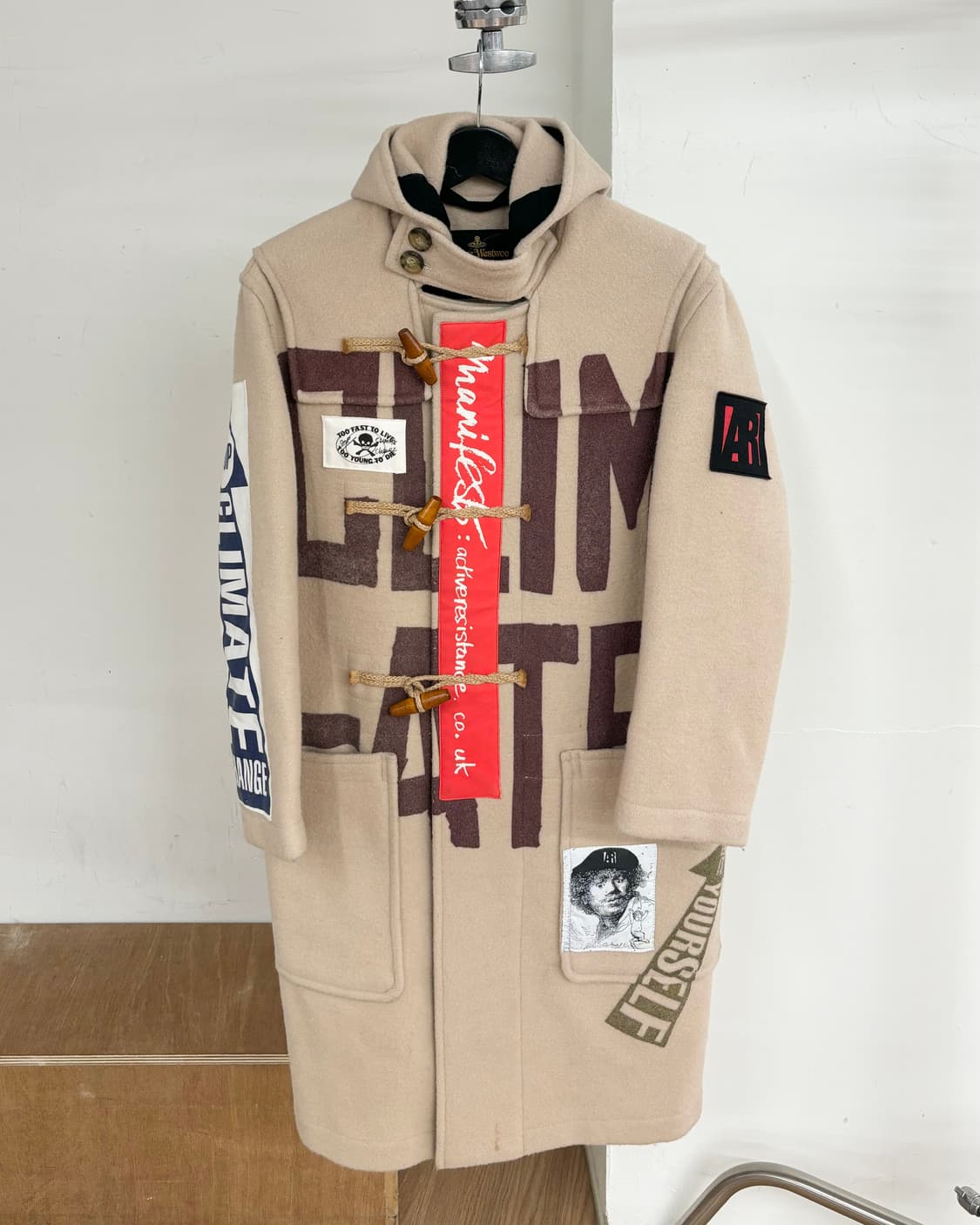 비비안 웨스트우드 몬티 더플 코트 상품이미지1