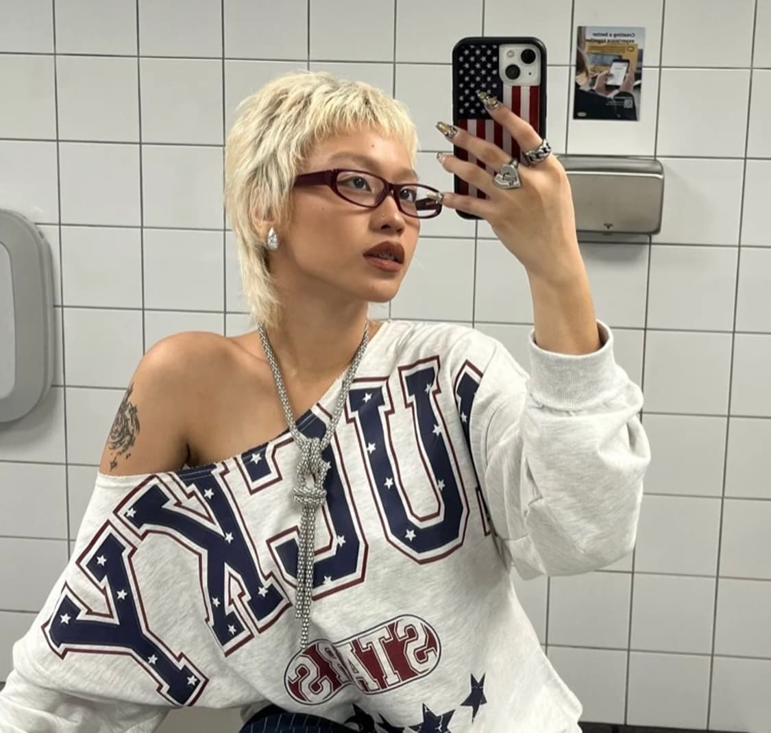 익스파이어드걸

럭키 스타 스웻셔츠 멜란지그레이 상품이미지2