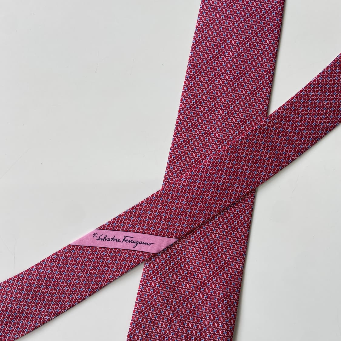 새상품급 페레가모(Ferragamo) 모노그램 명품 정품 넥타이7.8cm 상품이미지4