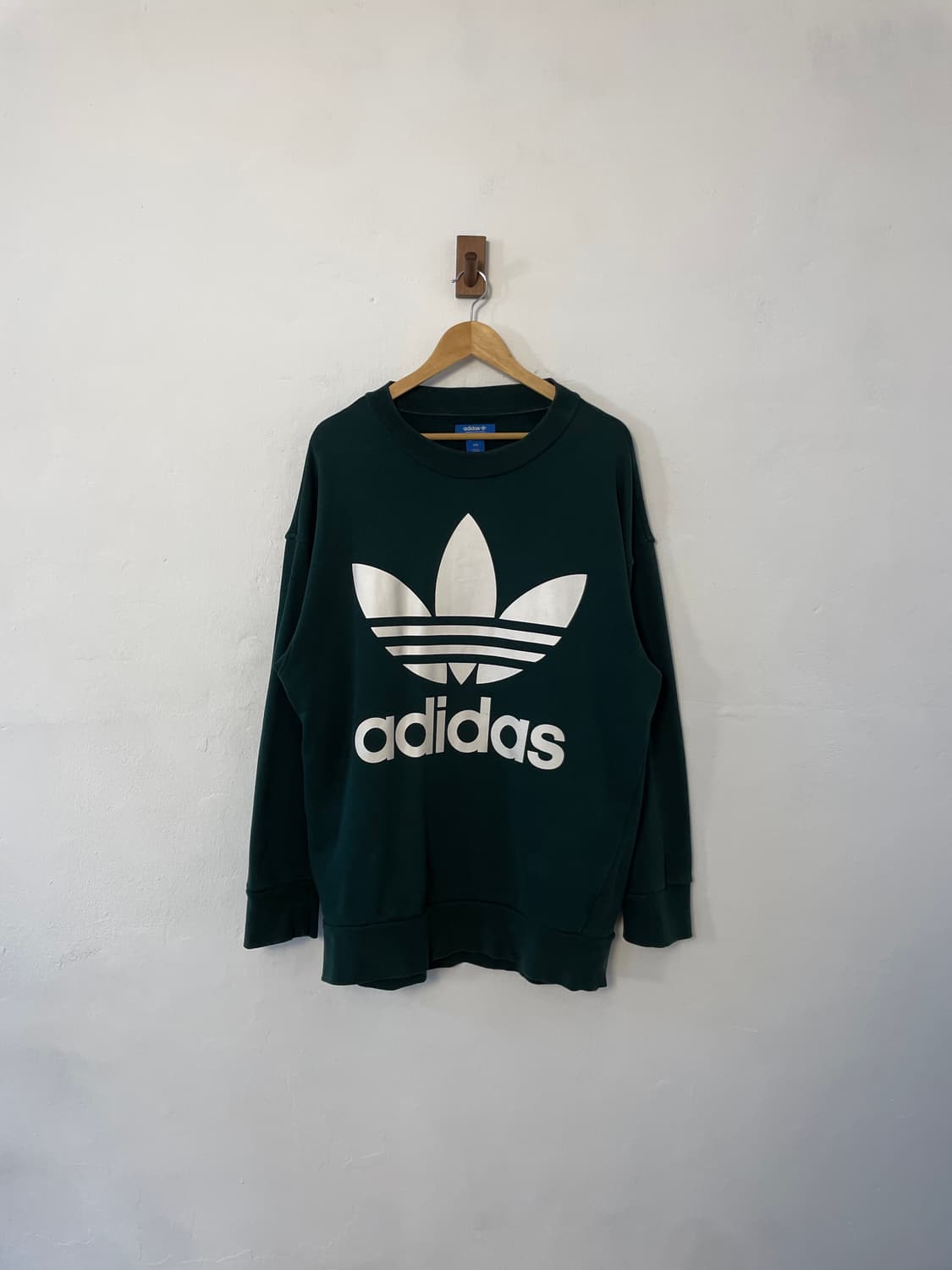 아디다스 맨투맨  상품이미지1