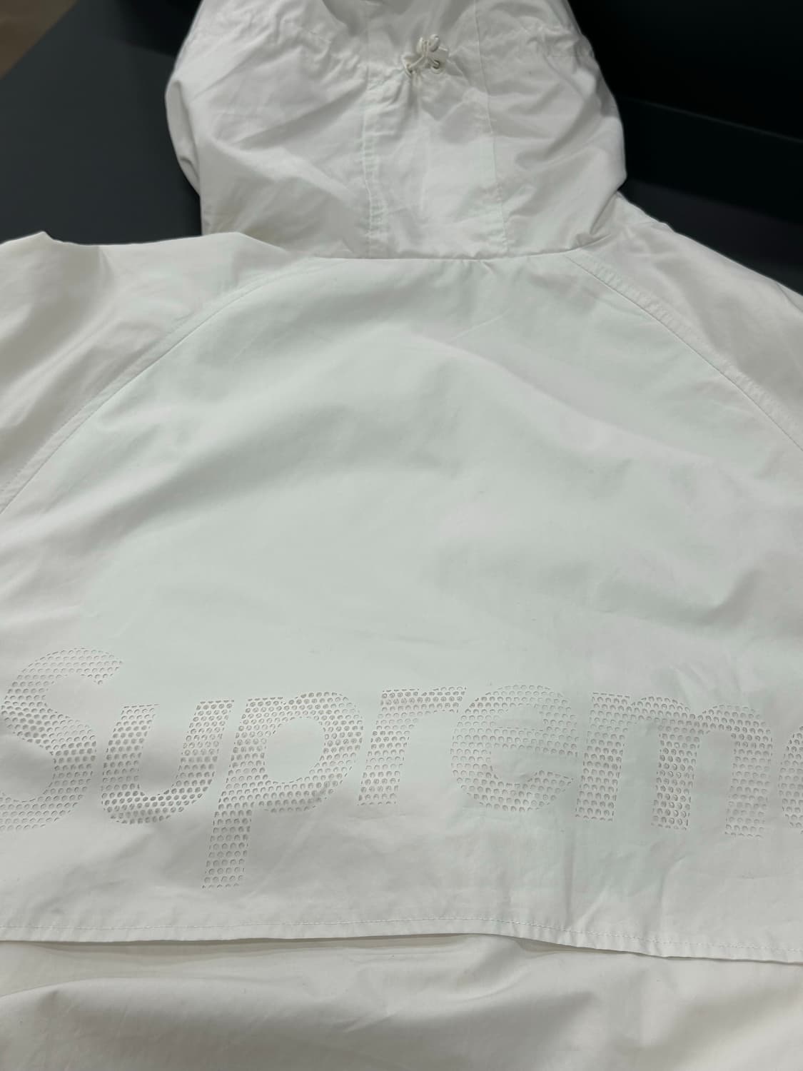 23SS 슈프림 라이트웨이트 나일론 후드 자켓 화이트 상품이미지7