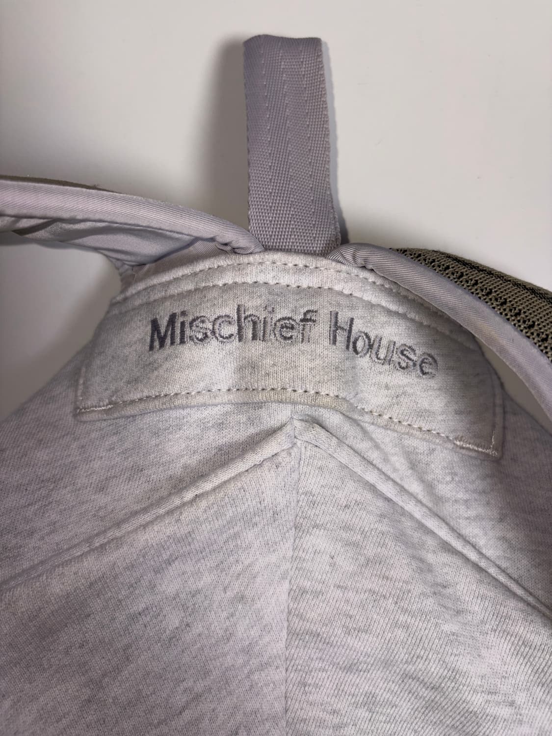 미스치프 드로우스트링 더플백 라이트 멜란지 그레이 상품이미지5