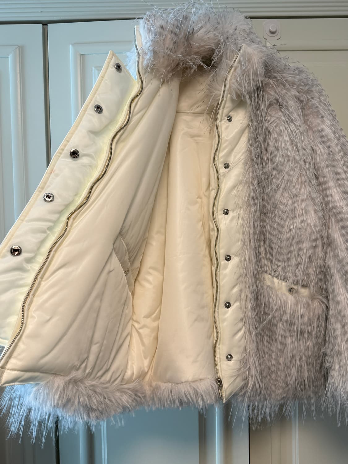  김미더영 퍼 리버시블 점퍼 퍼자켓FUR REVERSIBLE JUMPER 상품이미지8