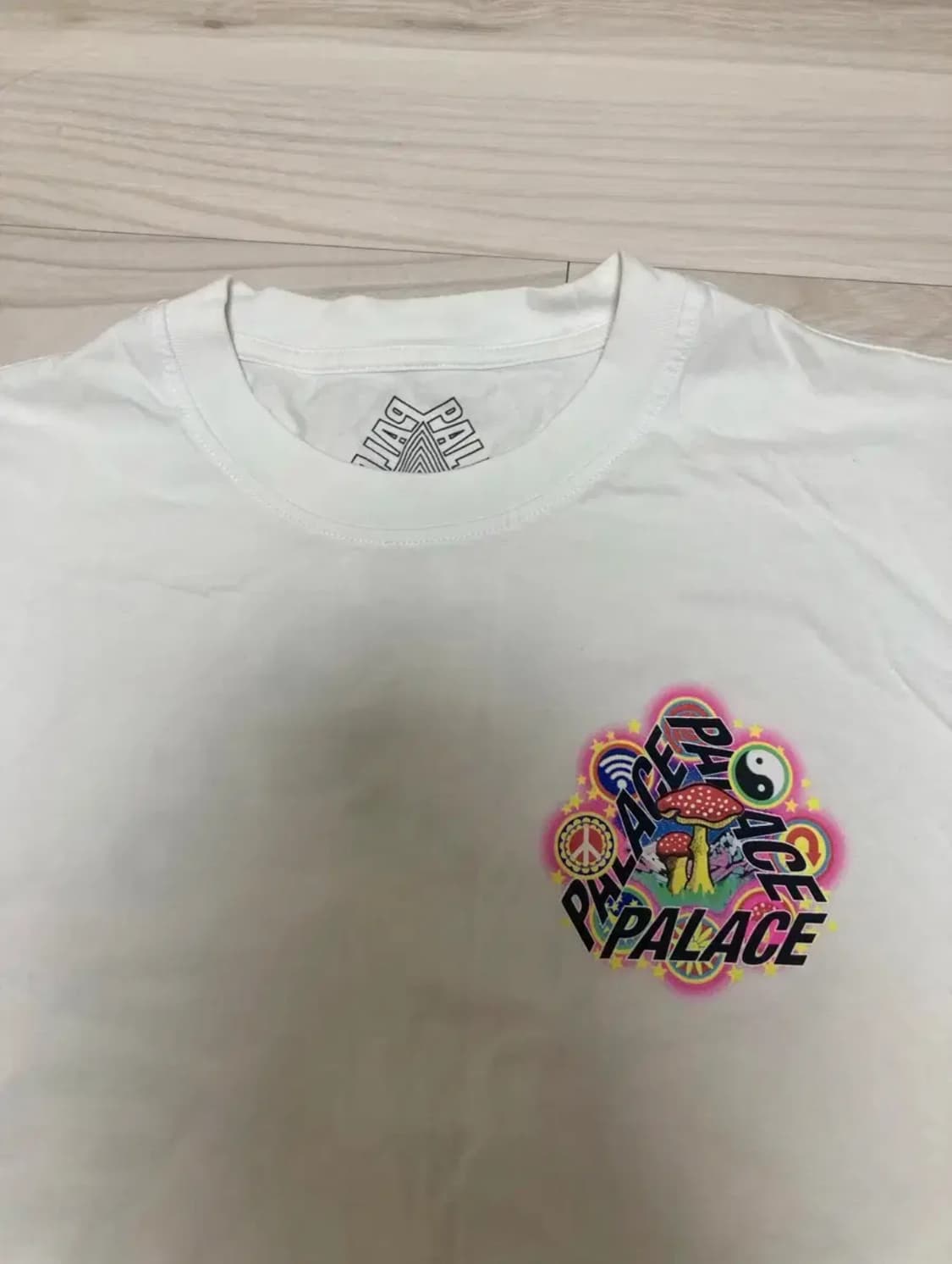 팔라스 반팔 Palace Bun 5G T-Shirt White 22FW 상품이미지4