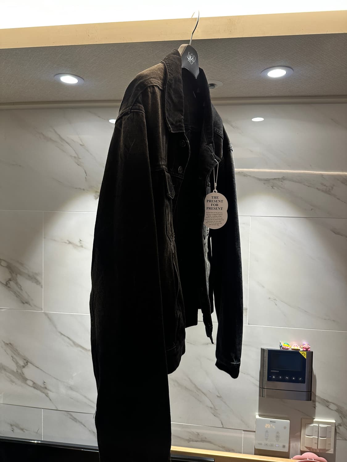 새상품)엘무드 마틴 데님 트러커 자켓 고스트블랙 상품이미지7