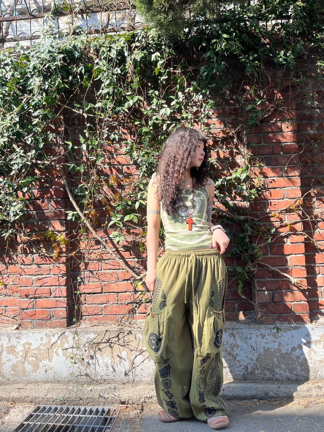 빈티지 카키 문양 와이드 팬츠 상품이미지2