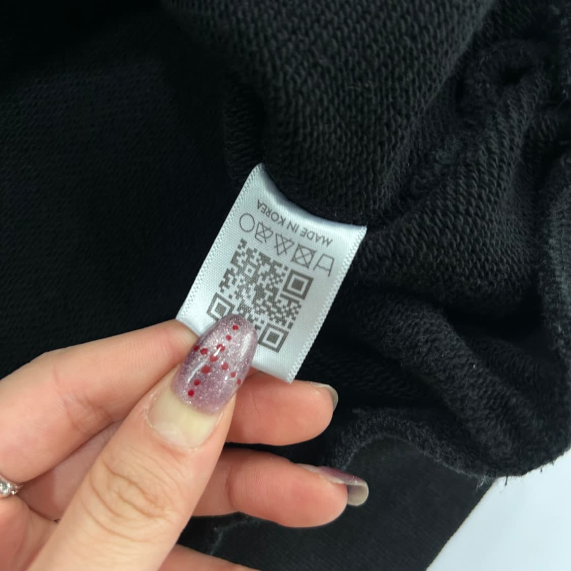 Wooalong 우알롱 블랙 후드티 상품이미지6