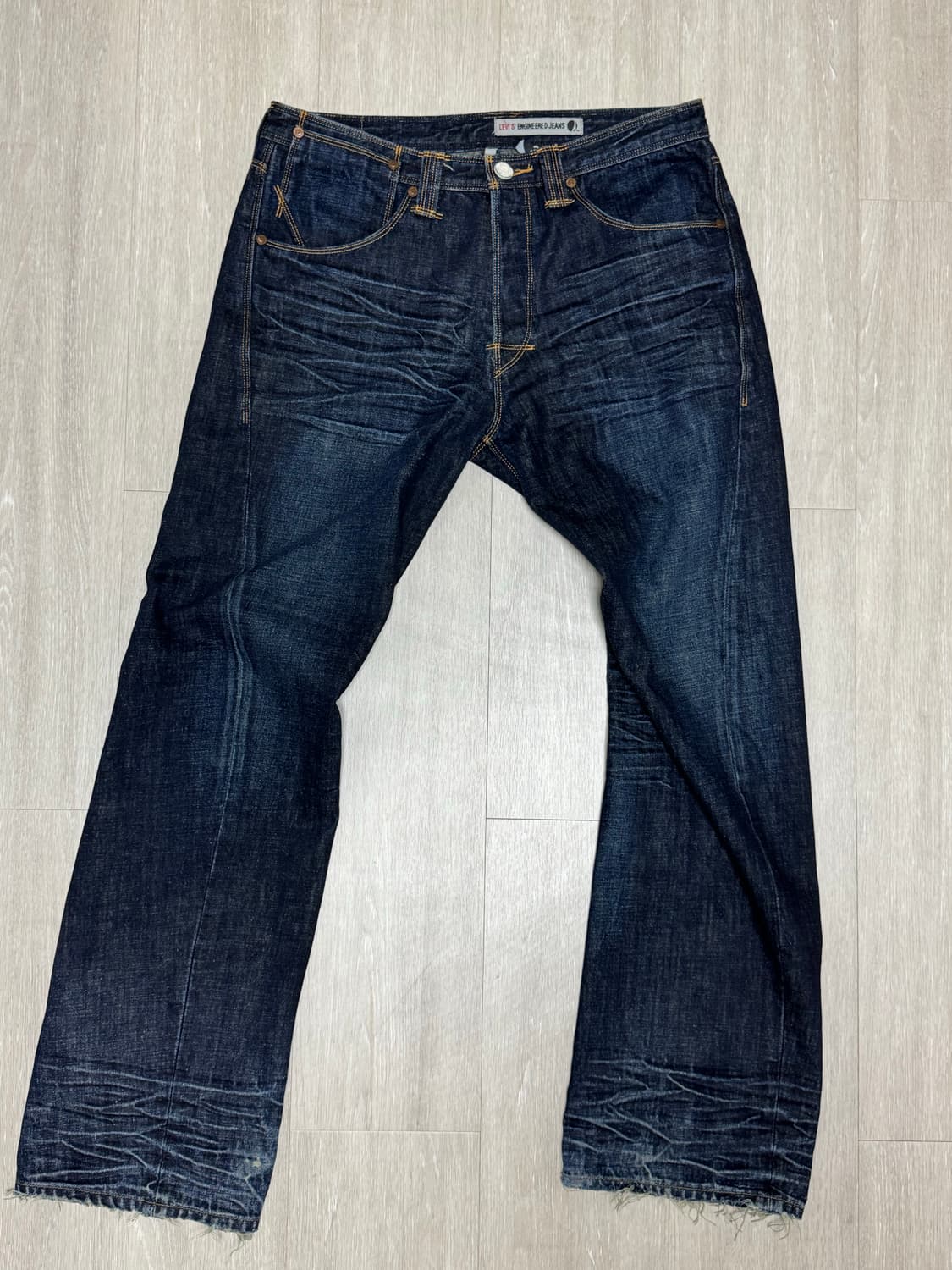 리바이스 엔지니어 팬츠 팝니다 상품이미지1