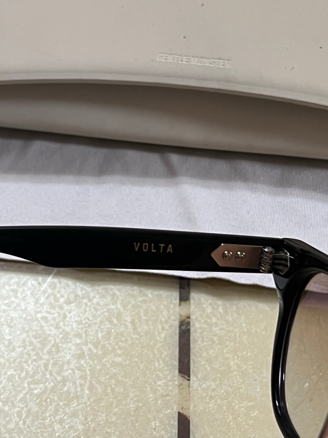 젠틀몬스터 볼타 선글라스 상품이미지3