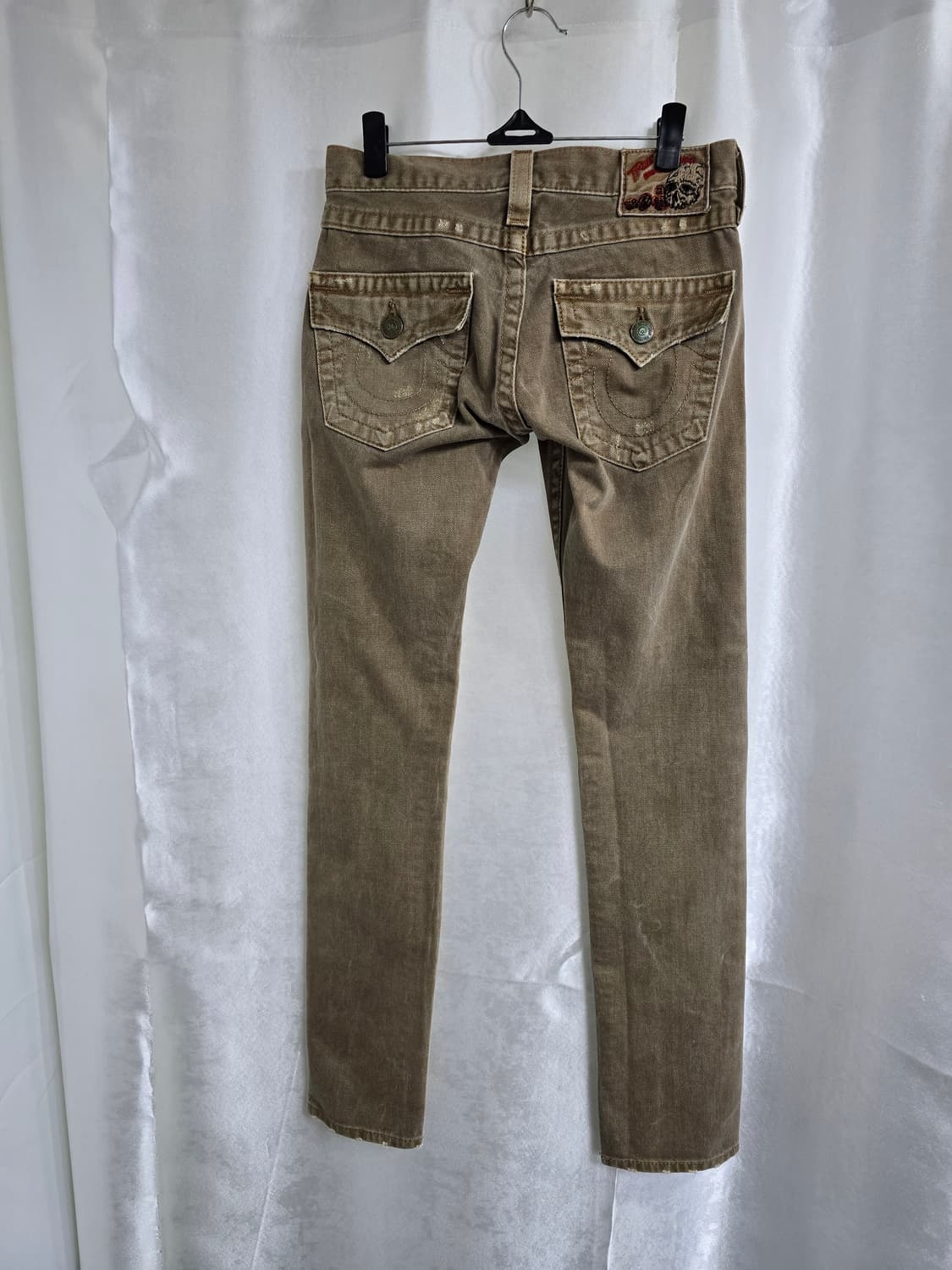 트루릴리전 데미지 워싱 진브라운 청바지 (1940) 상품이미지2